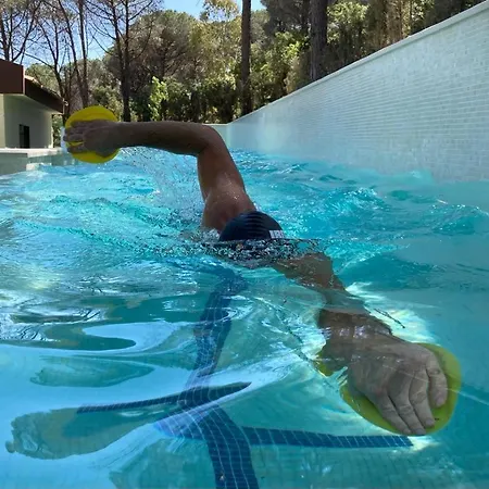 Luxury Private 25m Pool, Gym, 200m To *